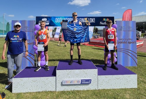 UKS Jedyneczka Giżycko na Nestlé Cup – Ogólnopolski Finał LDK Kraków 2025!   